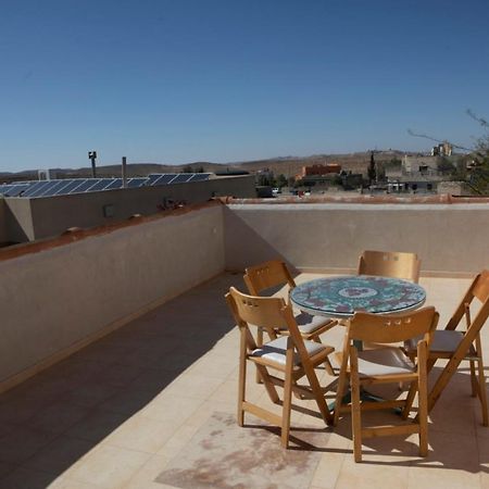 על הגג Ξενοδοχείο Mitzpe Ramon Εξωτερικό φωτογραφία